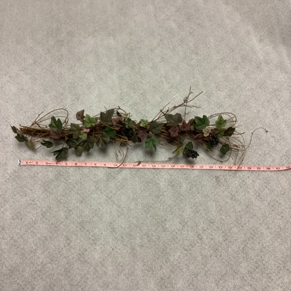 Grapevine Artificial Ivy Garland Wall or Table Decor - Picture 4 of 10